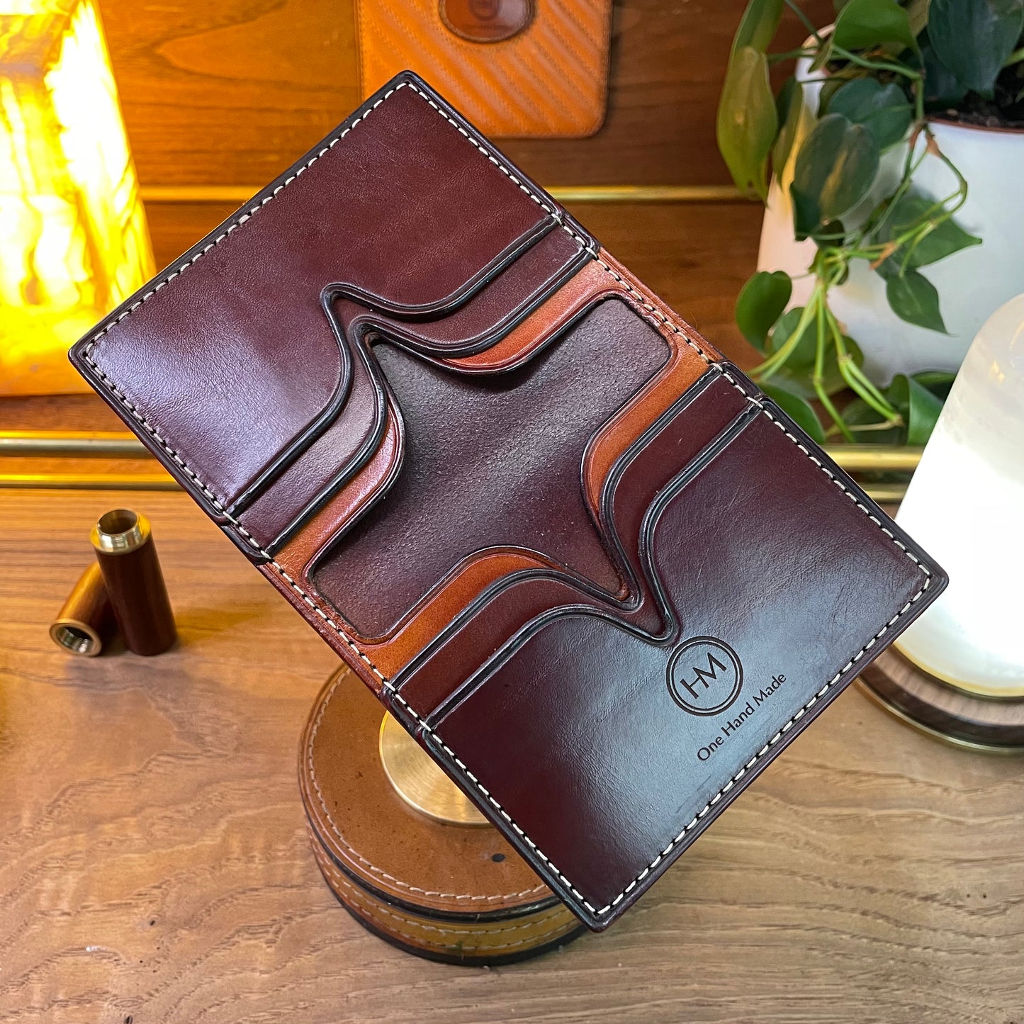 Digital high-end leather cardholder pattern (PDF, SVG, AI).