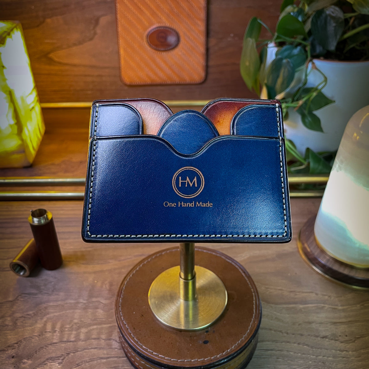 Digital high-end leather cardholder pattern (PDF, SVG, AI).