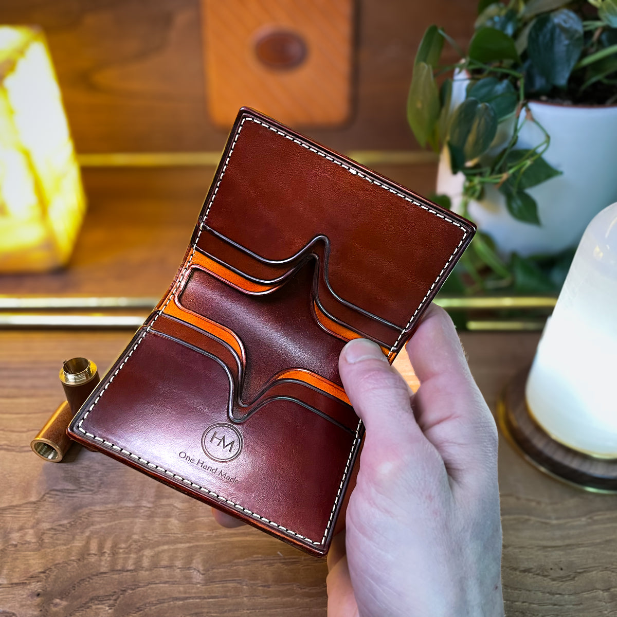 Digital high-end leather cardholder pattern (PDF, SVG, AI).