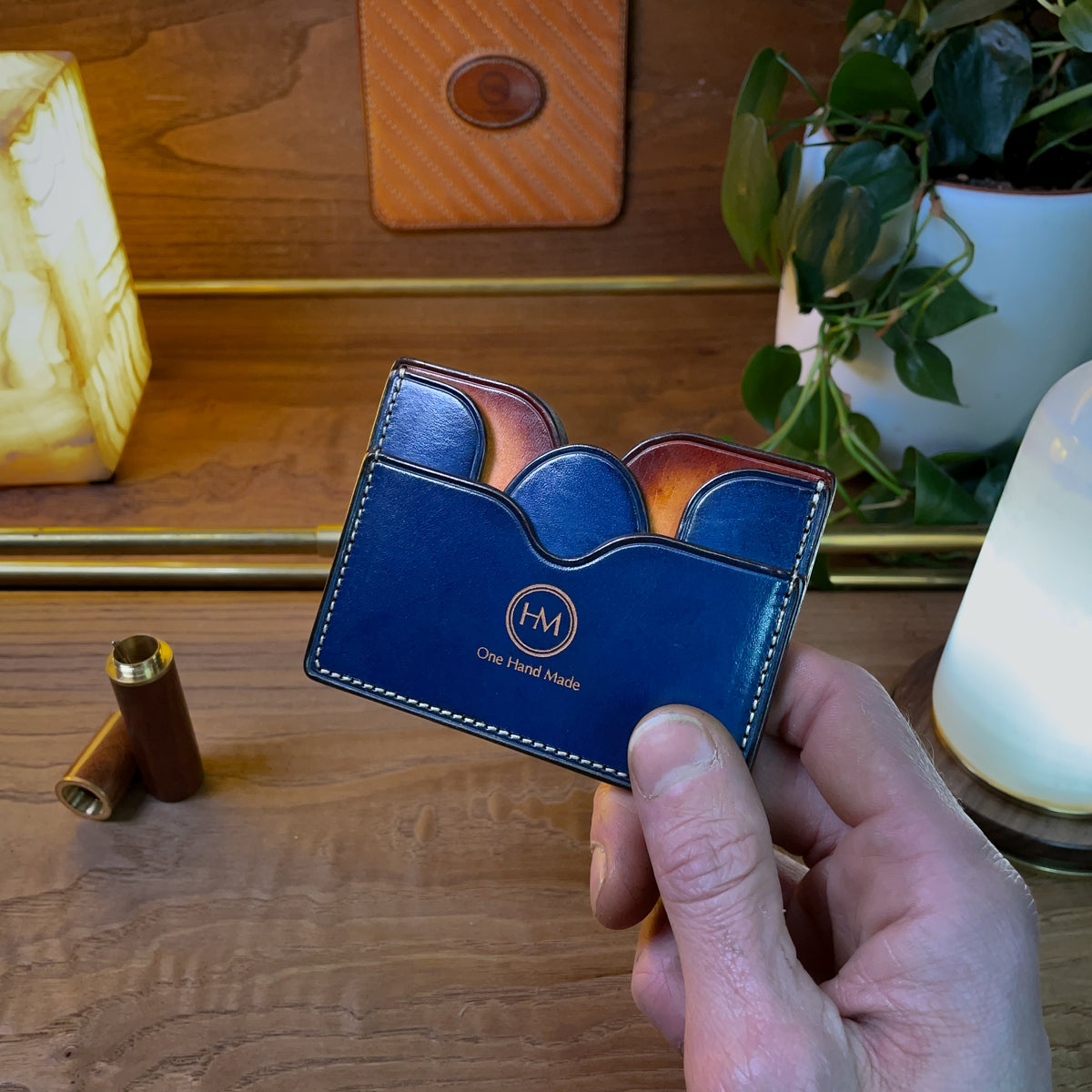 Digital high-end leather cardholder pattern (PDF, SVG, AI).
